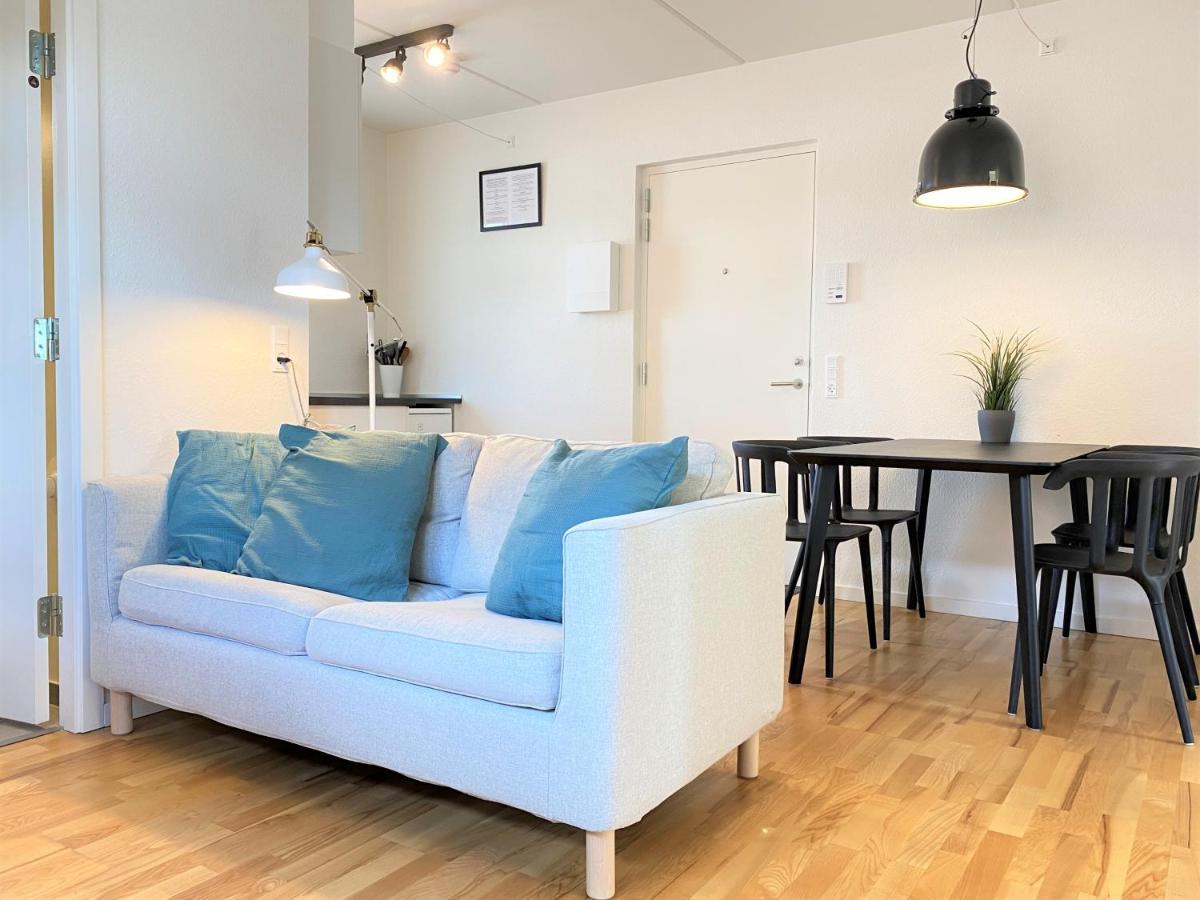 Two-bedroom Close To The Center Apartment
